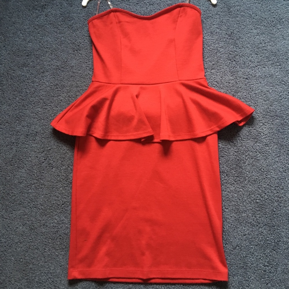 Red peplum bodycon mini dress
